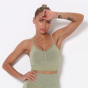 Astoria Activewear TEMPO set in Green